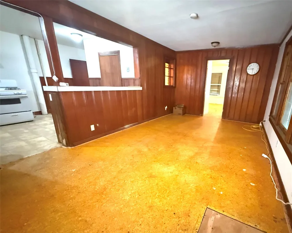 1501 Milam Drive Galveston, TX 77551