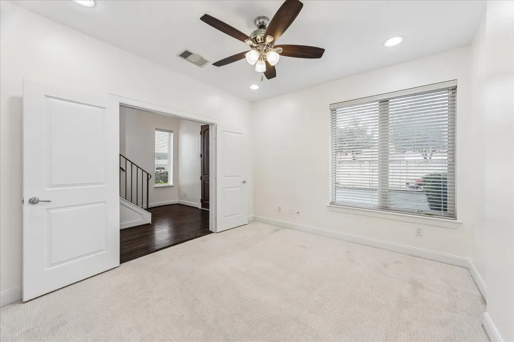 1237 Bonner Street #B Houston, TX 77007