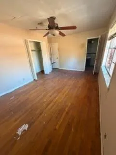 905 Cowan Avenue Conroe, TX 77301