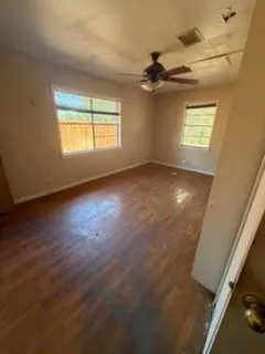905 Cowan Avenue Conroe, TX 77301