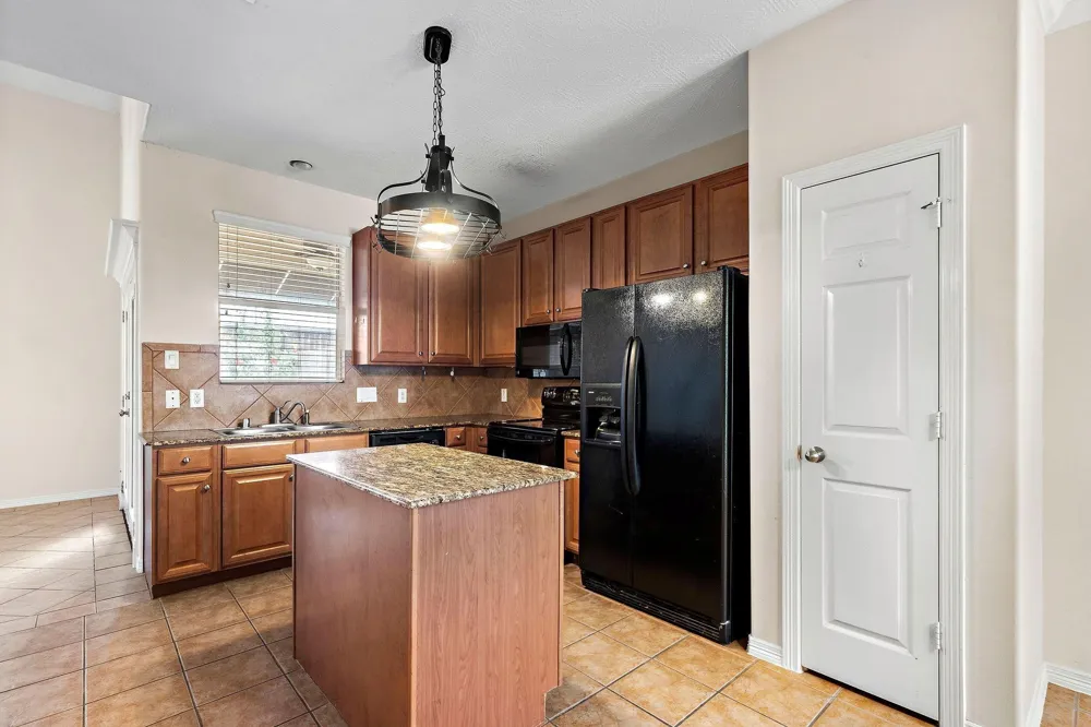 816 Sterling Creek Circle Katy, TX 77450