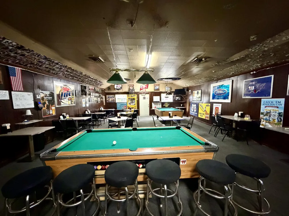 27 S Wolf Lake Road Muskegon, MI 49442
