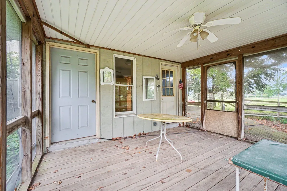 28598 68th Street Covert, MI 49043