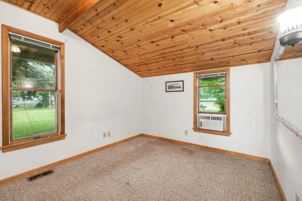 28598 68th Street Covert, MI 49043