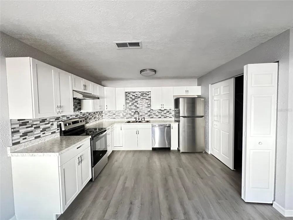 3761 NE 40TH PLACE #d ocala, FL 34479
