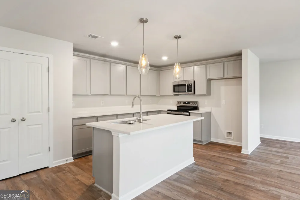 724 Lipizzan TRCE Hogansville, GA 30230