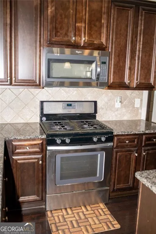 7579 Crawford Ct Fairburn, GA 30213