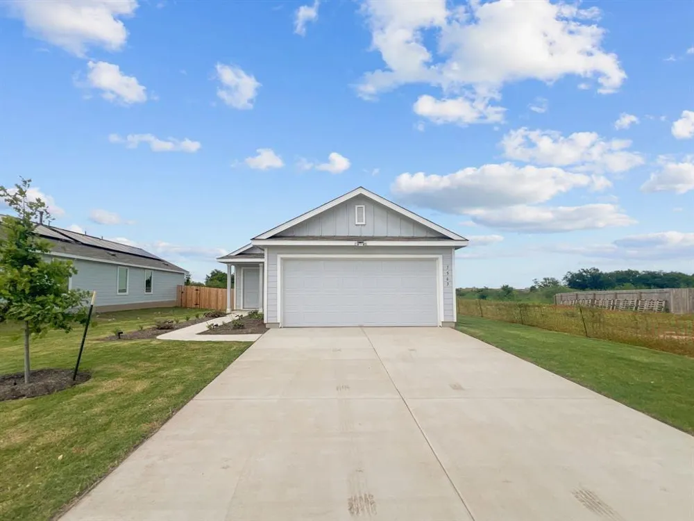 1563 Soapstone Pass San Marcos, TX 78656