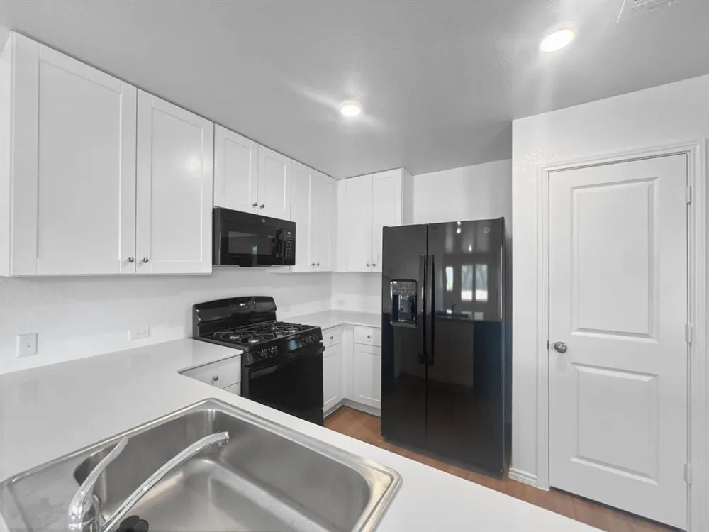 1563 Soapstone Pass San Marcos, TX 78656