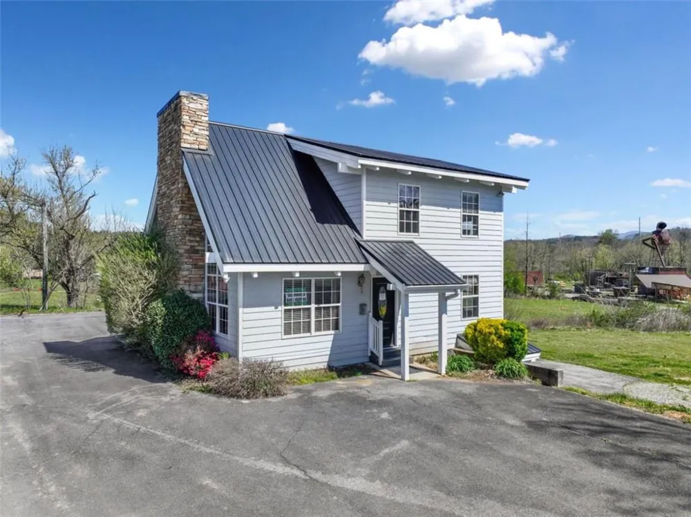 243 Old Highway 5 S Ellijay, GA 30540