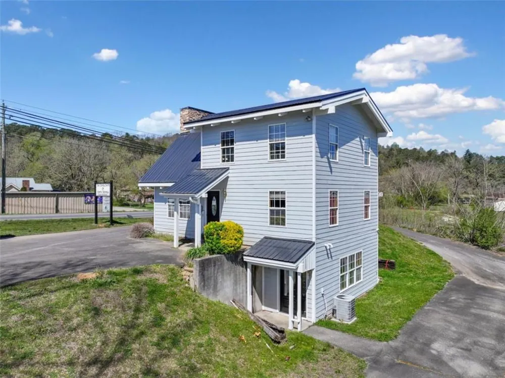 243 Old Highway 5 S Ellijay, GA 30540