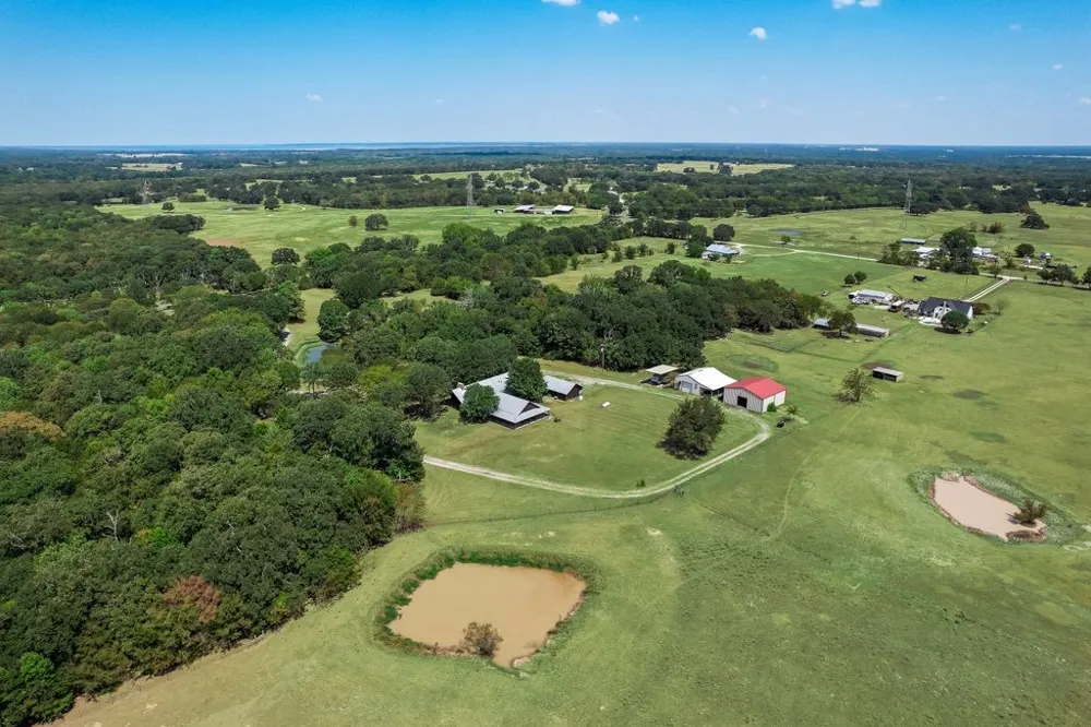 3427 Vz County Road 3710 Wills Point, TX 75169