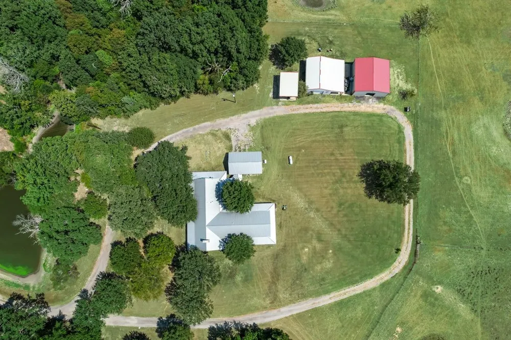 3427 Vz County Road 3710 Wills Point, TX 75169