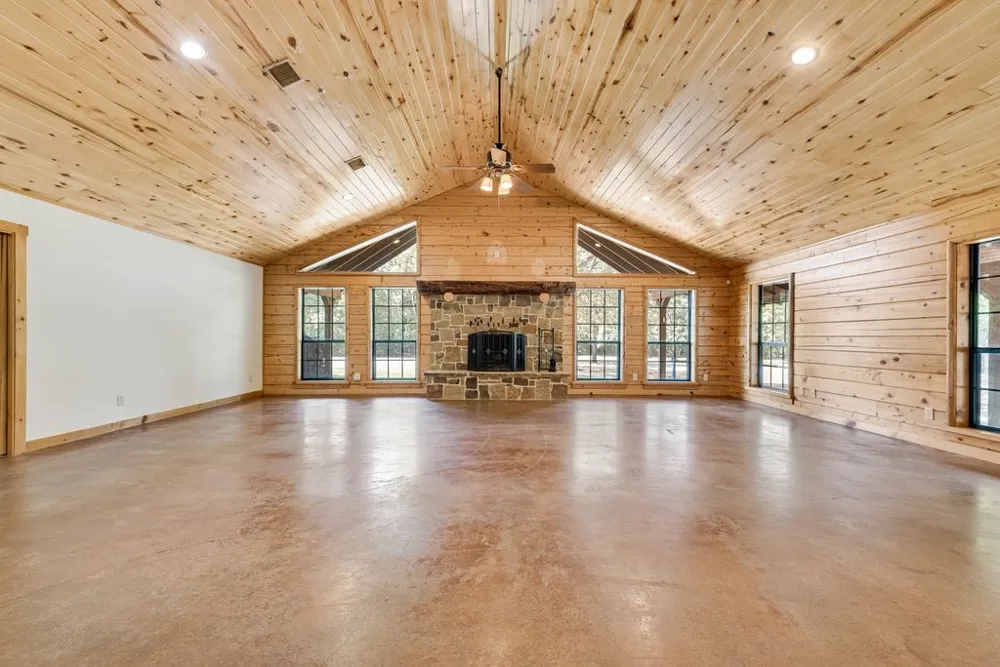 3427 Vz County Road 3710 Wills Point, TX 75169