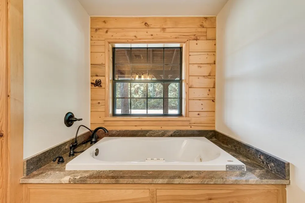 3427 Vz County Road 3710 Wills Point, TX 75169