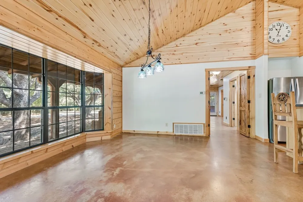 3427 Vz County Road 3710 Wills Point, TX 75169
