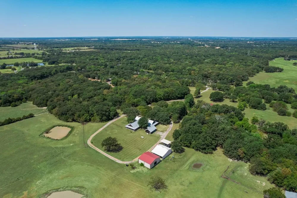 3427 Vz County Road 3710 Wills Point, TX 75169