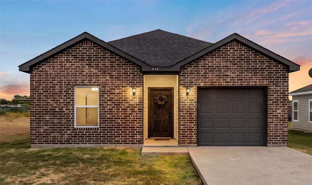 510 Don Lane Itasca, TX 76055