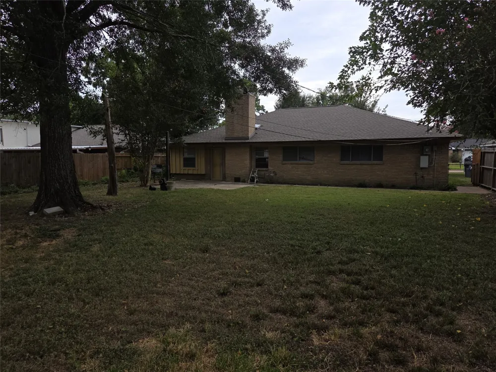 5926 Black Maple Lane Houston, TX 77088