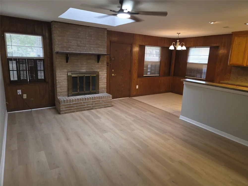 5926 Black Maple Lane Houston, TX 77088