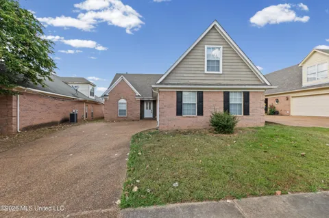 1130 Warwick Place