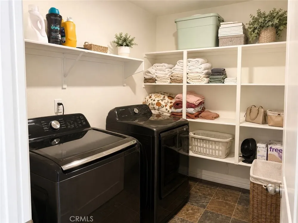 5156 Rowel Street Hemet, CA 92545