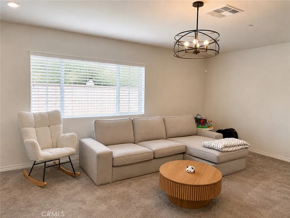 5156 Rowel Street Hemet, CA 92545
