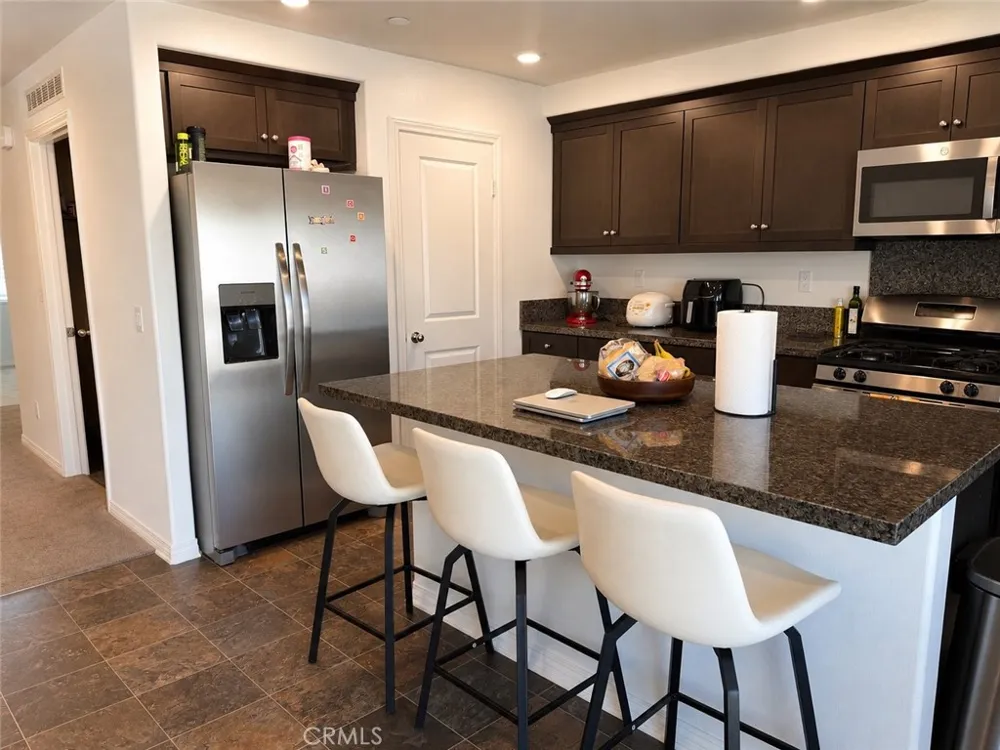 5156 Rowel Street Hemet, CA 92545
