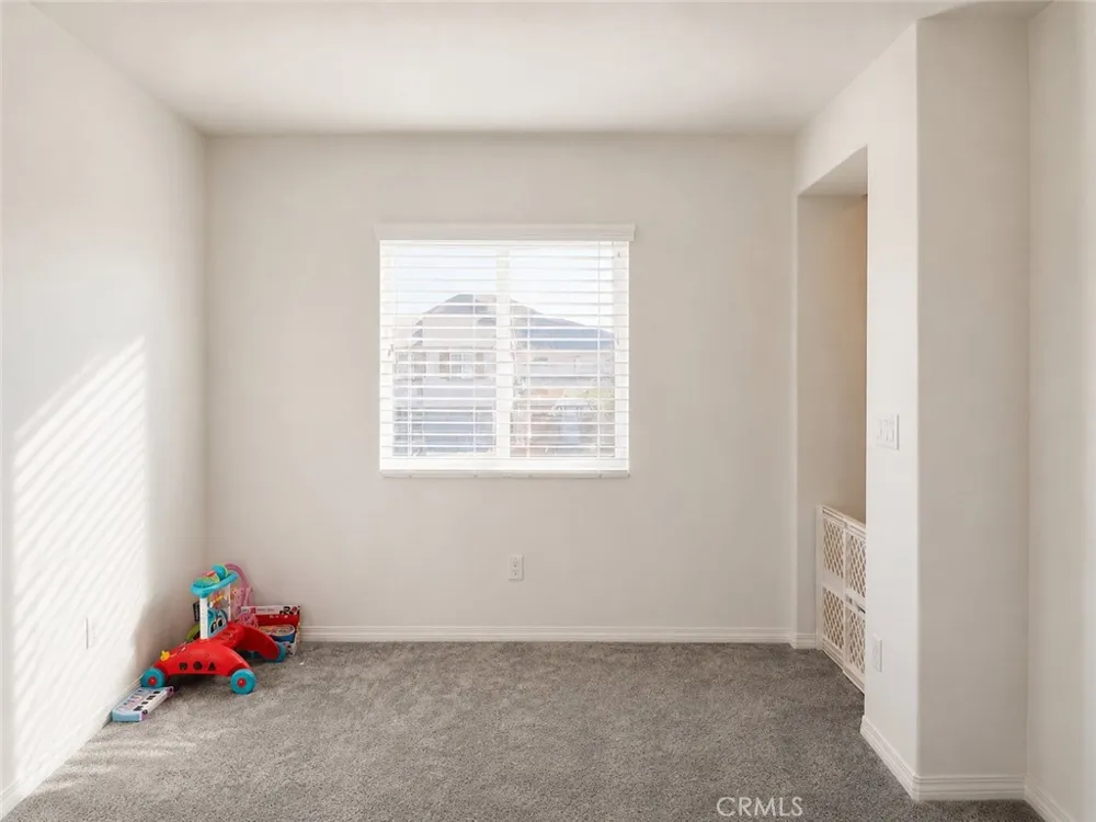 5156 Rowel Street Hemet, CA 92545