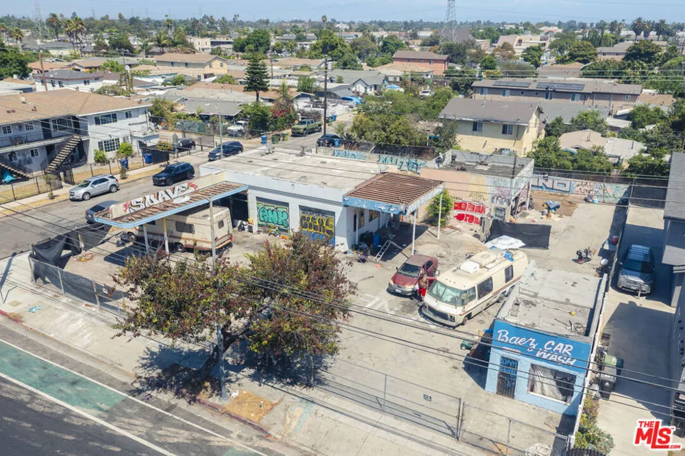 10958 Avalon Boulevard Los Angeles, CA 90061