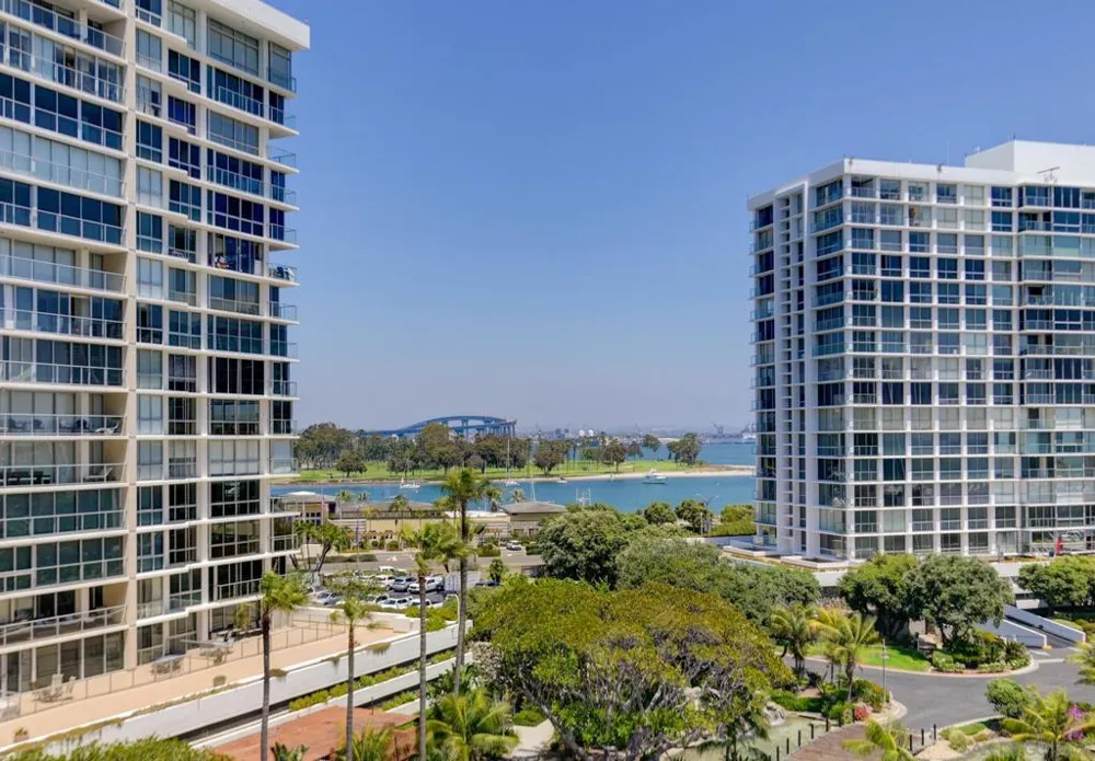 1760 Avenida del Mundo #510 Coronado, CA 92118