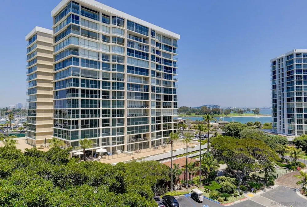 1760 Avenida del Mundo #510 Coronado, CA 92118