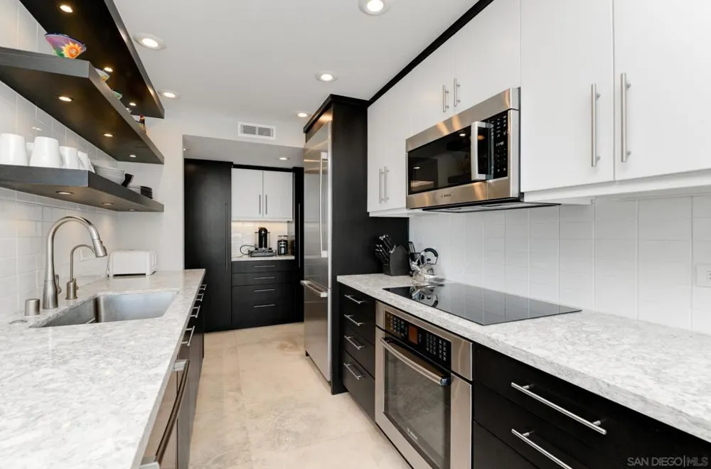 1760 Avenida del Mundo #510 Coronado, CA 92118