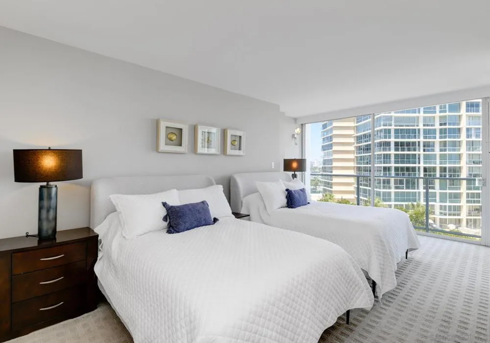 1760 Avenida del Mundo #510 Coronado, CA 92118