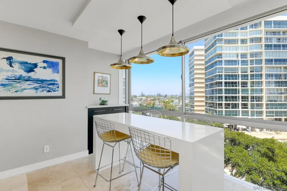 1760 Avenida del Mundo #510 Coronado, CA 92118