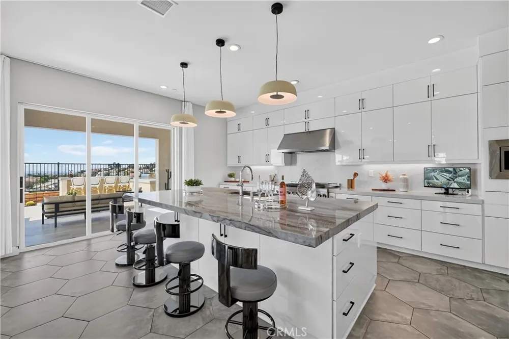 265 Orchid Court Montebello, CA 90640