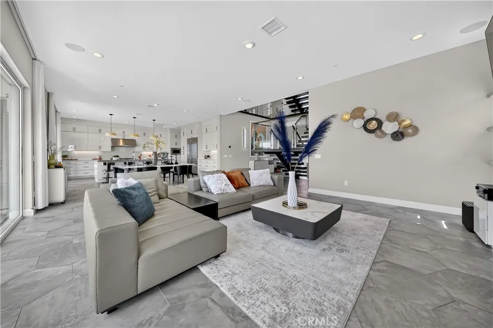 265 Orchid Court Montebello, CA 90640