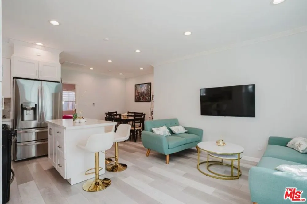 9620 Woodale Avenue Arleta, CA 91331