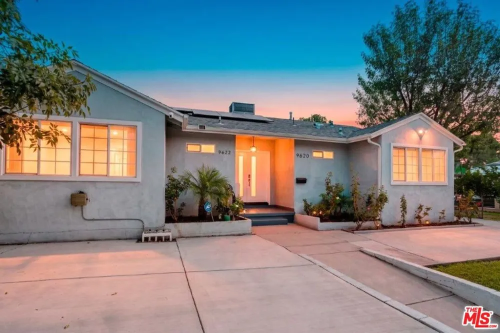 9620 Woodale Avenue Arleta, CA 91331