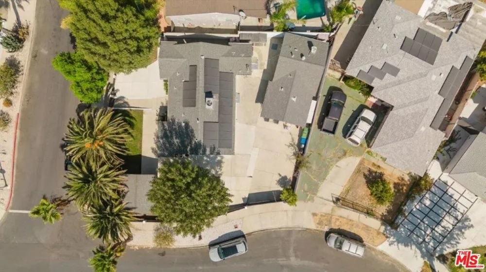 9620 Woodale Avenue Arleta, CA 91331