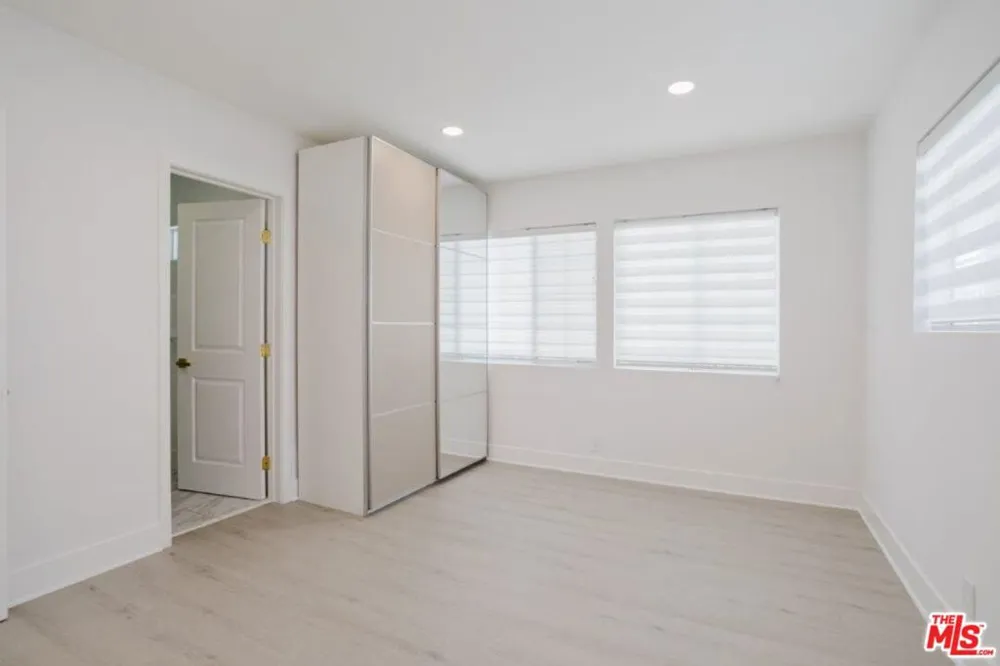 9620 Woodale Avenue Arleta, CA 91331