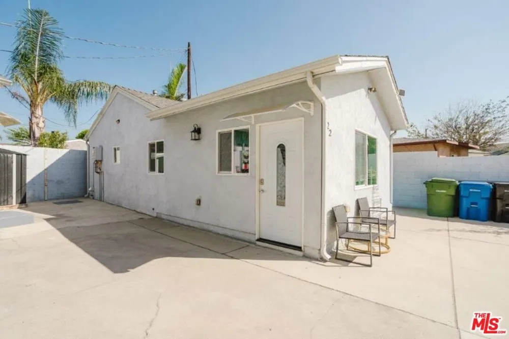 9620 Woodale Avenue Arleta, CA 91331