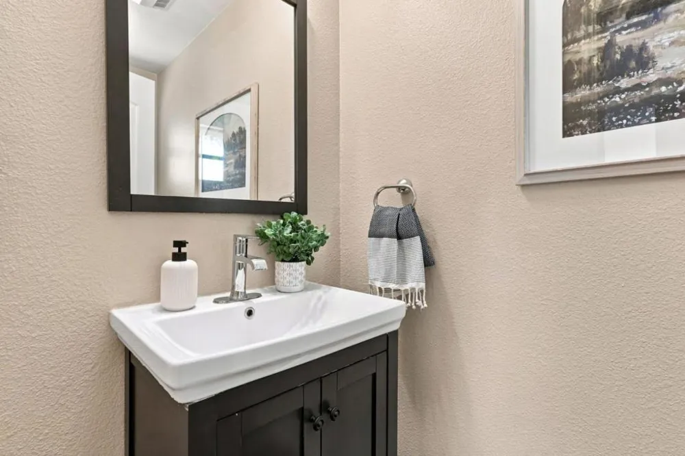 120 Kent Scotts Valley, CA 95066