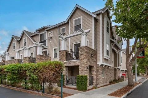 31 Artisan Way