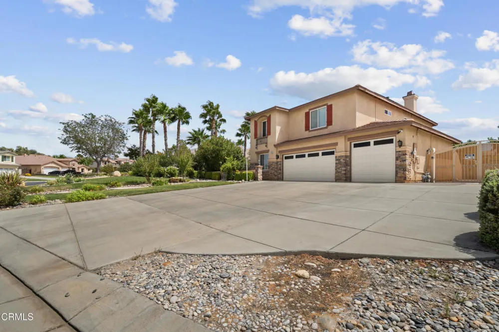 41910 Montallegro Street Lancaster, CA 93536