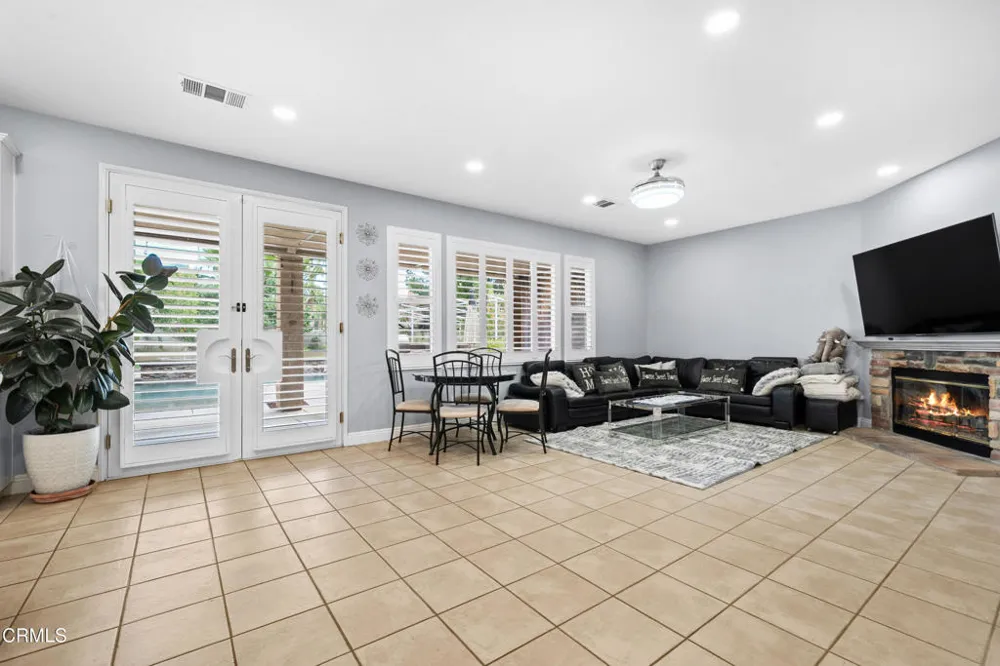 41910 Montallegro Street Lancaster, CA 93536