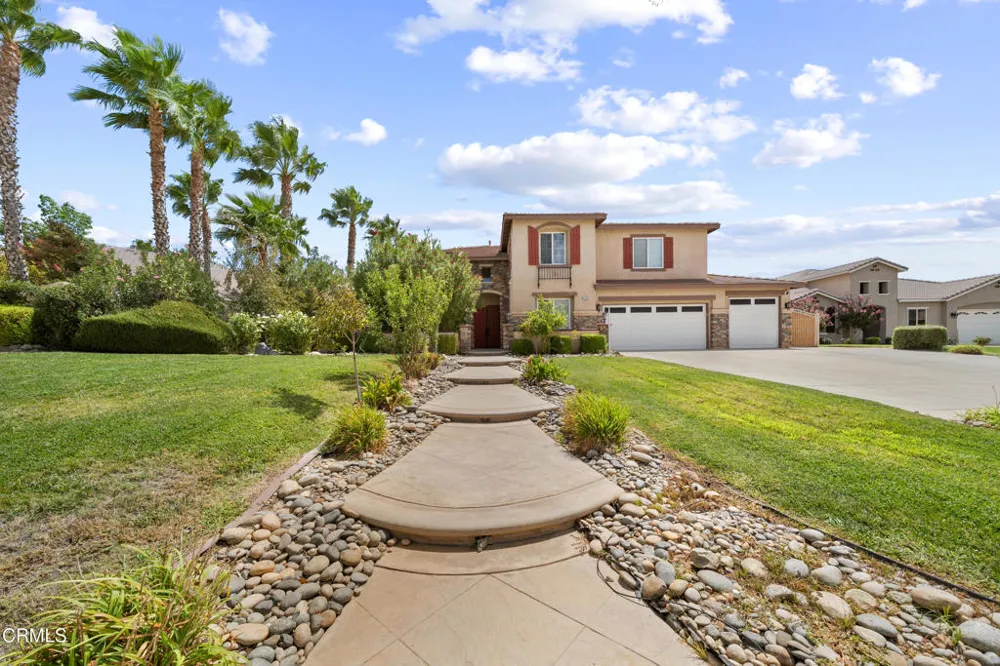 41910 Montallegro Street Lancaster, CA 93536