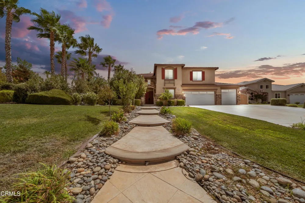 41910 Montallegro Street Lancaster, CA 93536