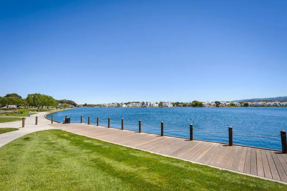 708 Thayer Lane #404 Foster City, CA 94404