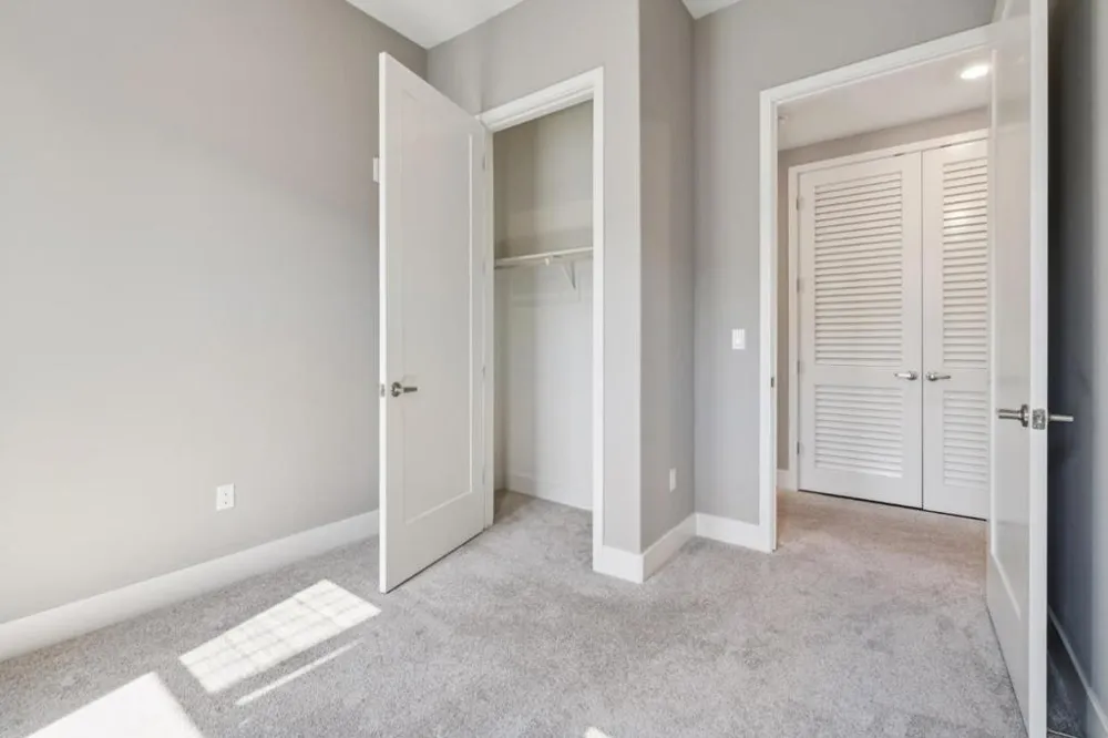 708 Thayer Lane #404 Foster City, CA 94404